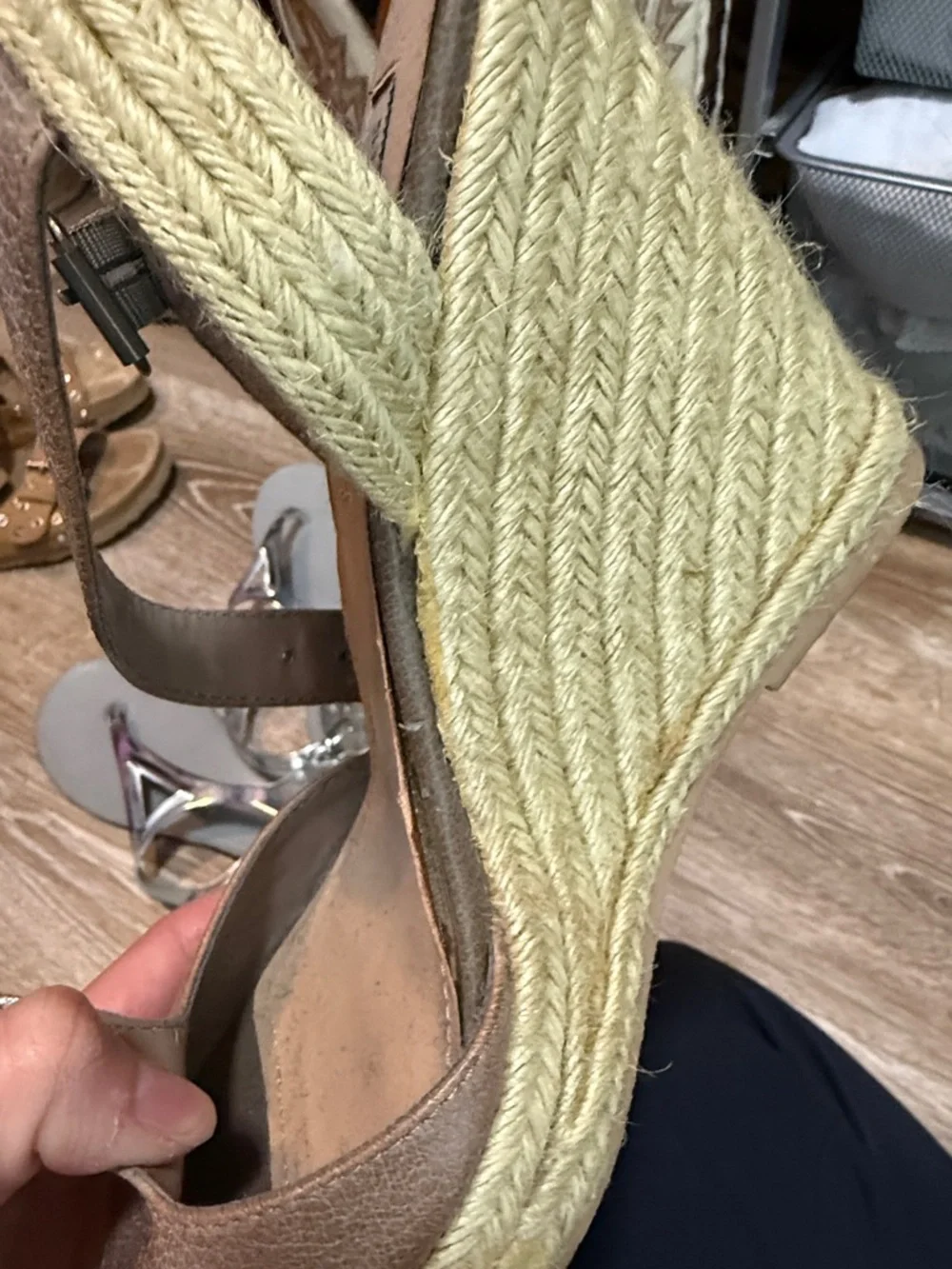 Steve Madden Tan Brown Espadrille Wedges - Picture 3 of 3